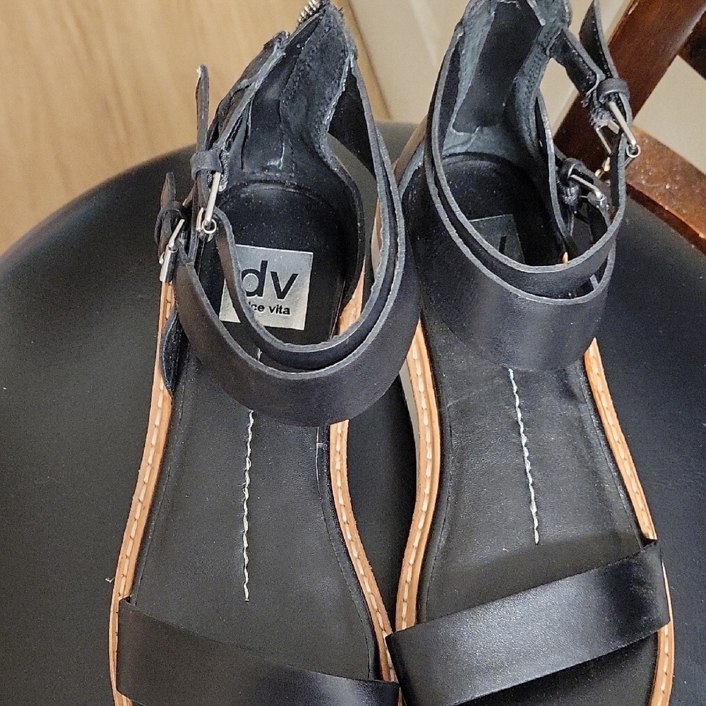 Black Platform Sandals With Adjustable Straps - image 2